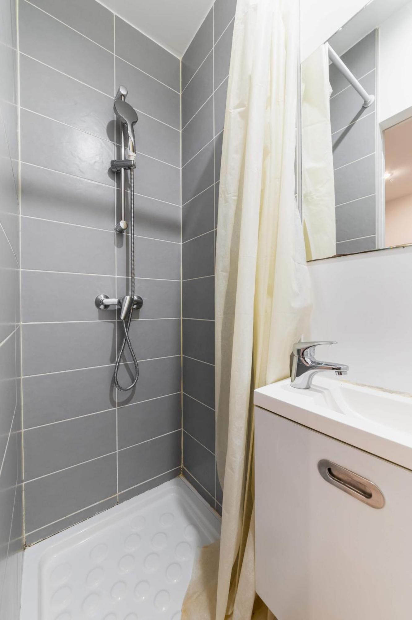 Fonctionnel Hopital Bichat - 18 - 2p - Flat-guest Appartement *